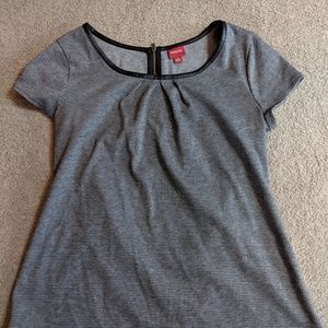 Houndstooth black and white t-shirt